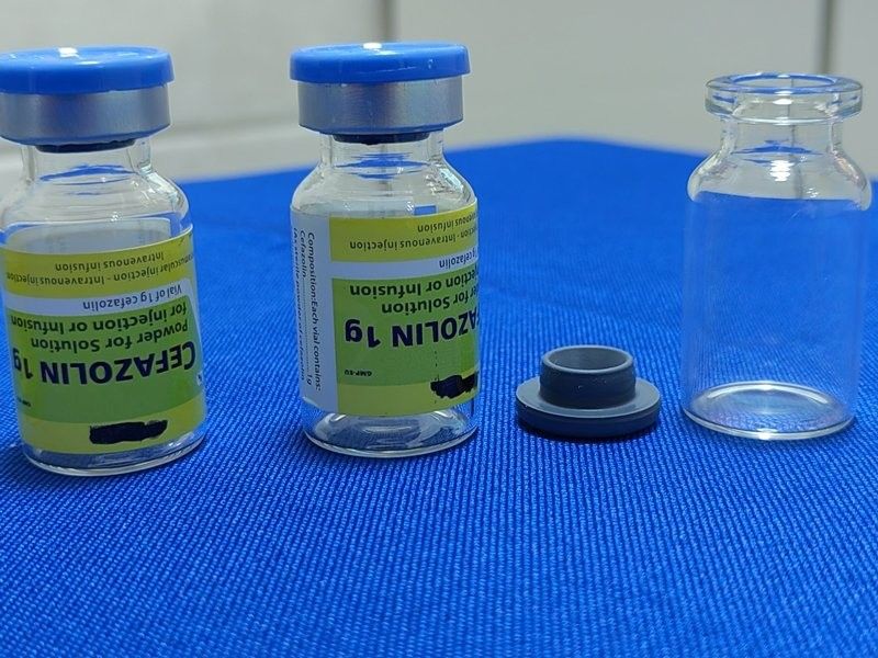 2 ml 5 ml 7 ml Gefriertrocknungsflasche aus Glas, pharmazeutische Tubulare Impfstoffe, klare Bernsteinflaschen aus Glas mit Aluminiumkappe